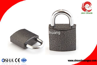 China El hierro Chrome de la alta seguridad plateó el candado negro 50m m del hierro del color proveedor
